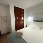 Διαμέρισμα Little Oasis *
