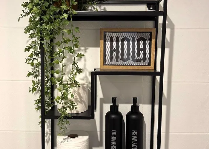 Little Oasis 德尼亚