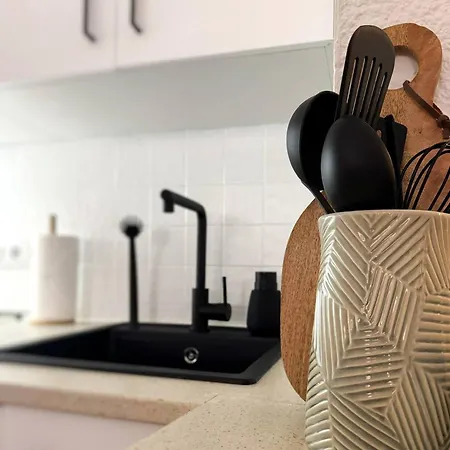 Little Oasis Apartment *